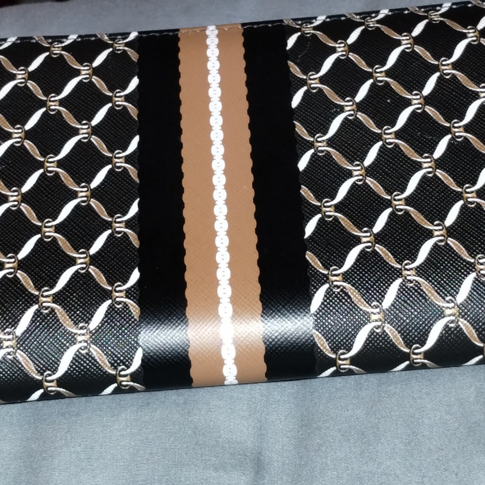 Wallet - Picture 3 of 3